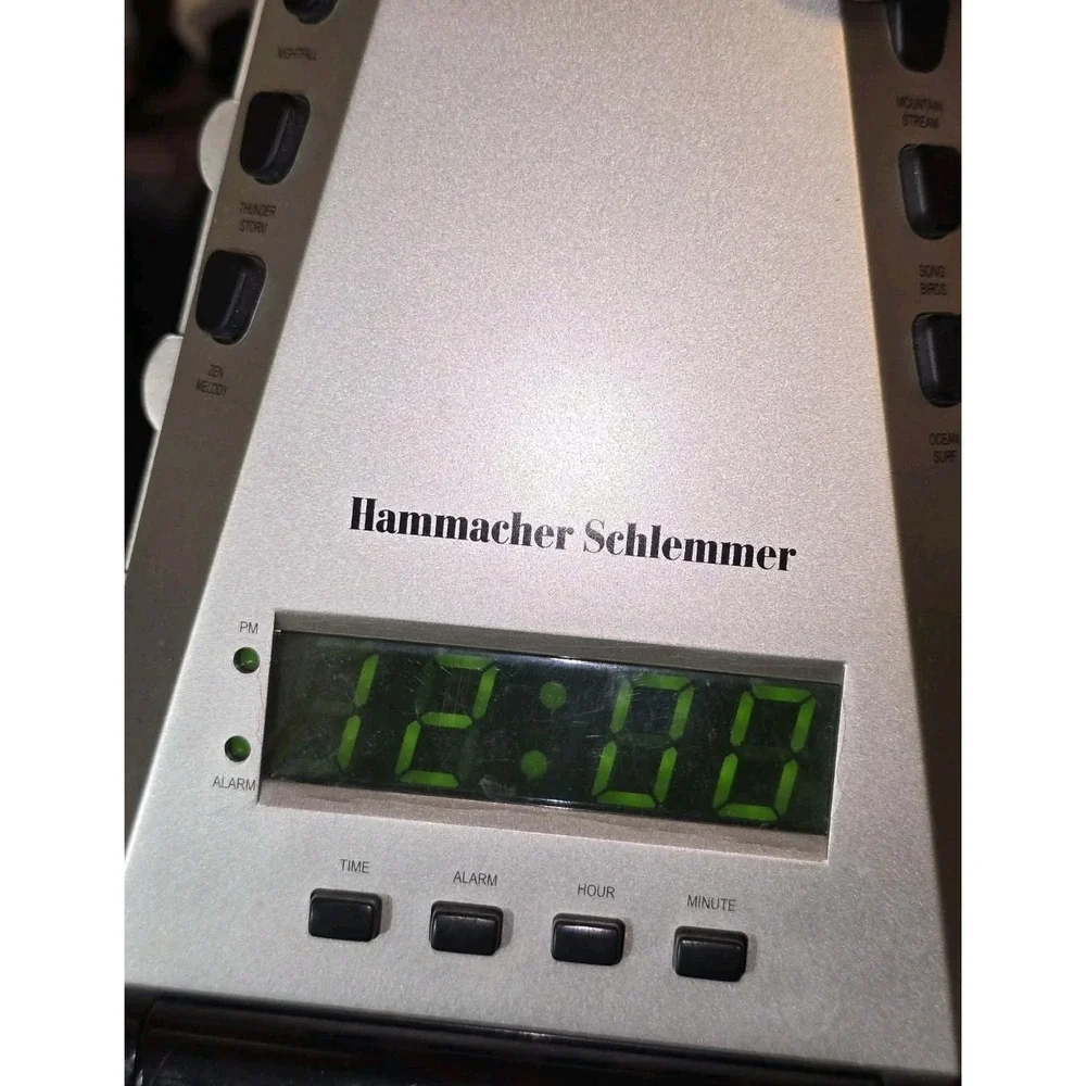 Hammacher Schlemmer GUC Sound Machine Alarm Clock Zen Relaxation Decor